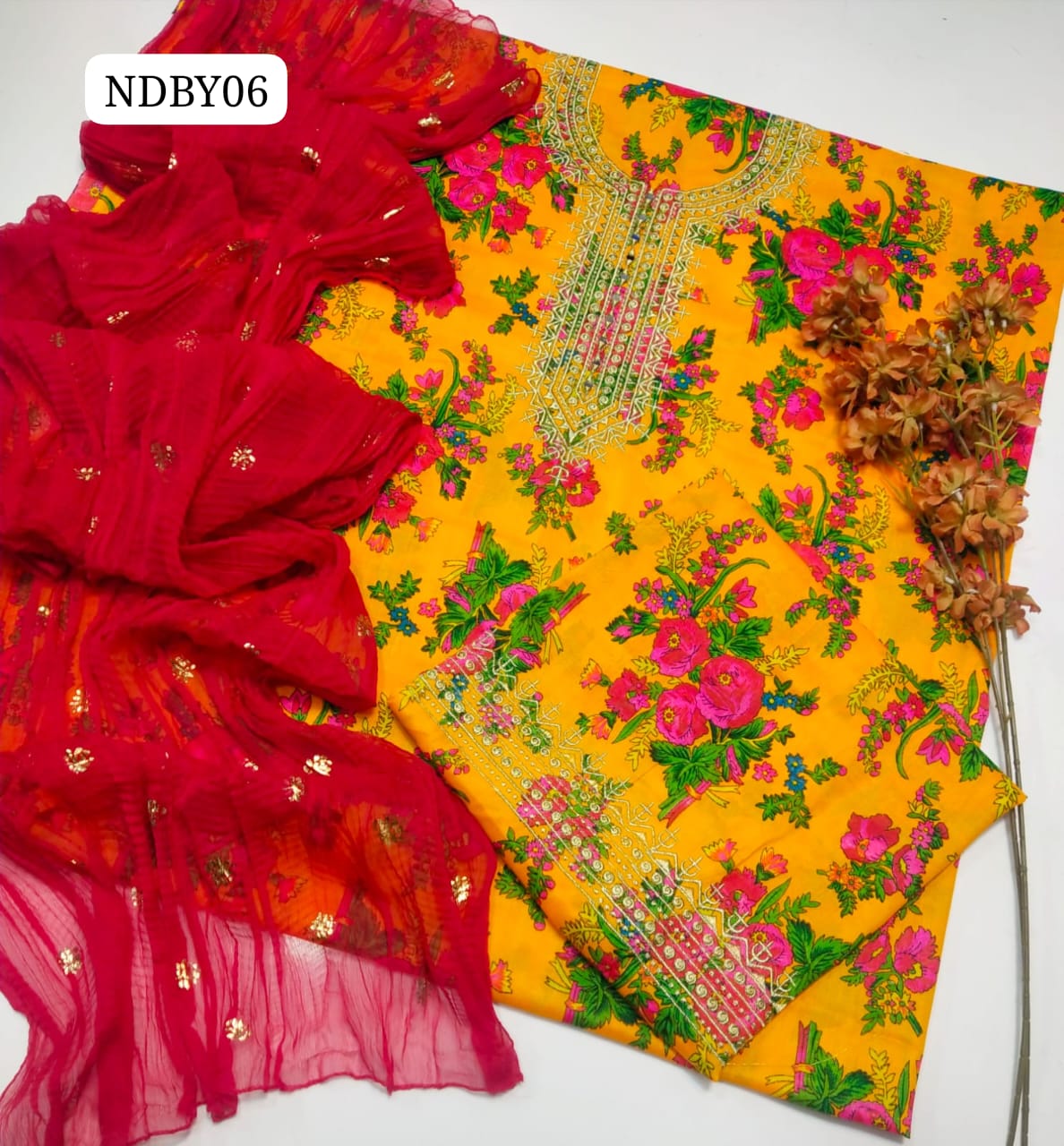 Stuff Summer Soft Swiss Lawn Front Gala Tilla Embroided Work Shirt Digital Print & Sleeves And Trouser With Soft Chiffon Karinkal Dupatta