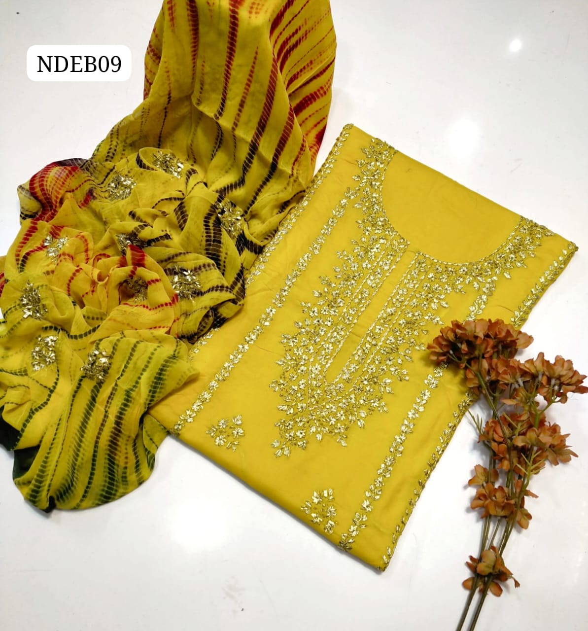 Pure Lawn 100/100 Hande Made Gota Gala Bail Qurta Style Neat Work Shirt With Gota Embroidery Chiffon Crush Tei & Dei Dupatta And Plain Lawn Trouser 3Pc Dress