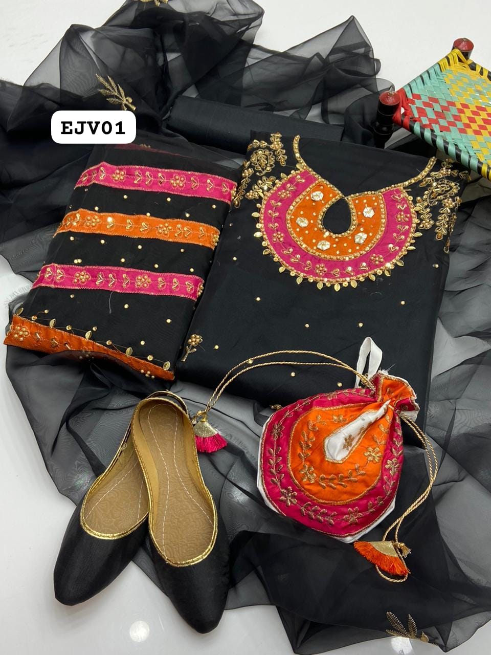 Stuff Organza Multi pplic Tilla Aari Beads Embroidery Shirt And Organza Boti Dupatta With Kattan SIlk Trouser 3PC Dress