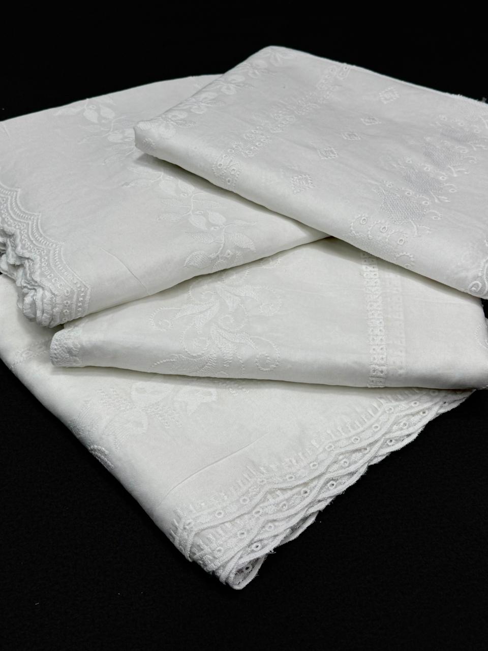 Pure Lawn Chadar Elegant And Beautiful Chicken Machine Embroidered Chadar Excellent Quality Lawn