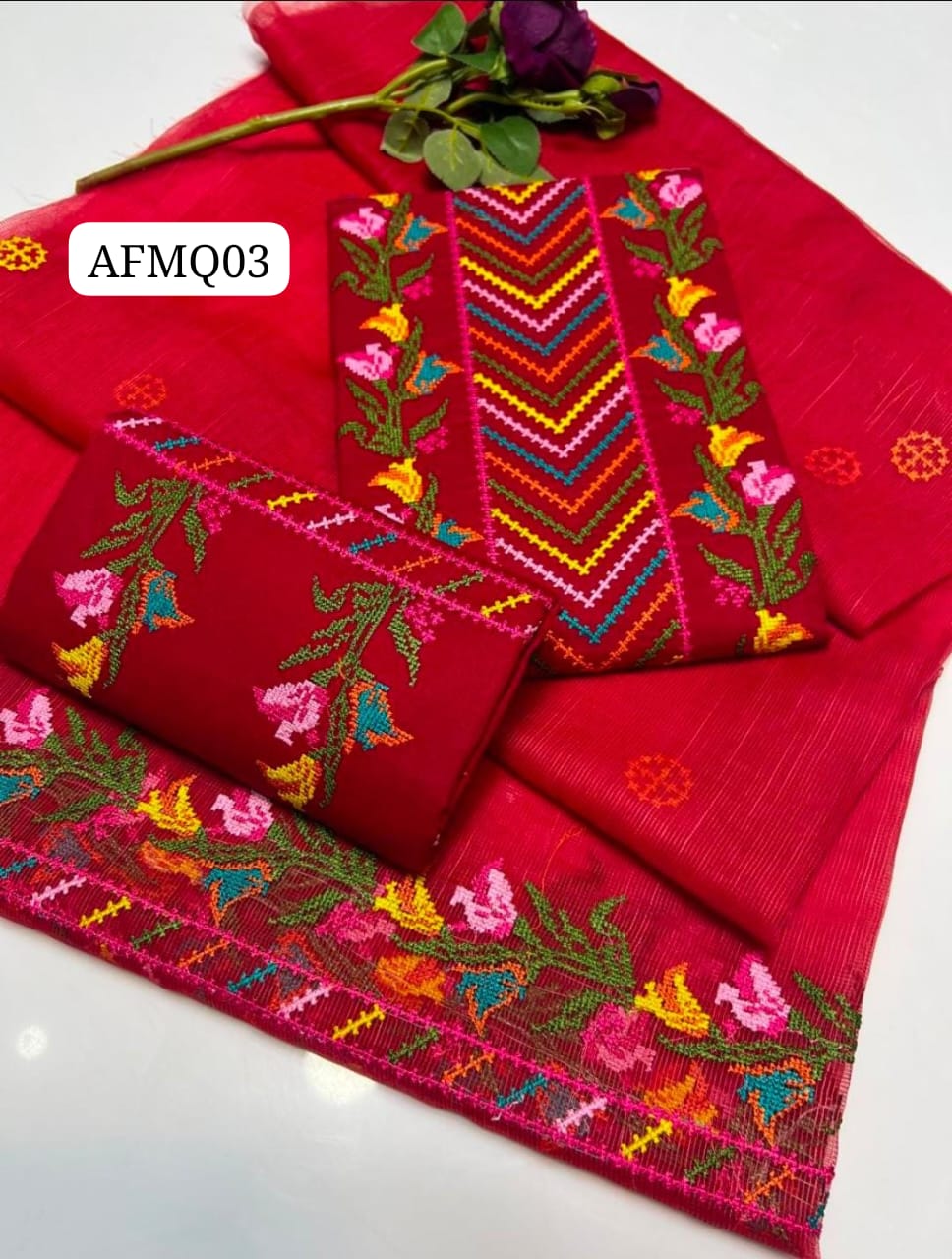 New Arival🎷🎷  Stuff Classic Lawn Cross-stitch Gala Daman Bail Front Boti  Shirt, Embroided Trouser Along With Organza Matha Patti Border Dupatta 3pcs Dress  3 Meter Shirt (Lawn) 2.5 Meter Dupatta (Organza) 2.5 Meter Trouser (lawn)