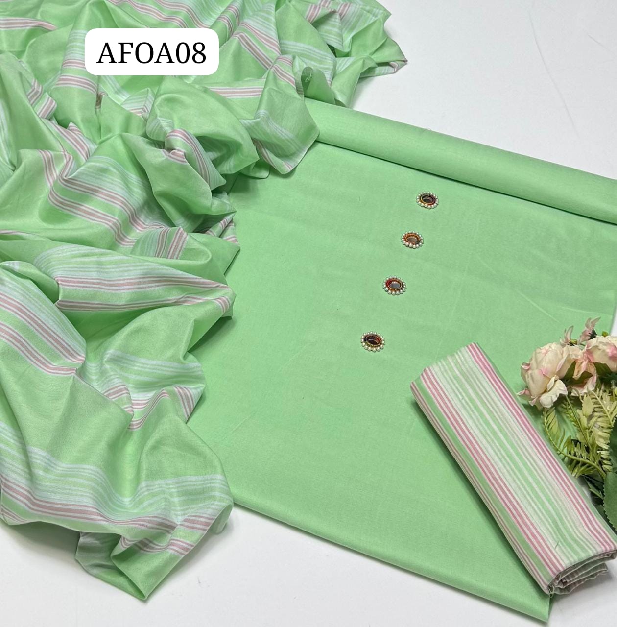 Stuff Khaddi Lawn Plain Shirt,, lining Trouser Along With Khaddi Lawn Patta Dupatta Shawl,  3pcs Dress💫