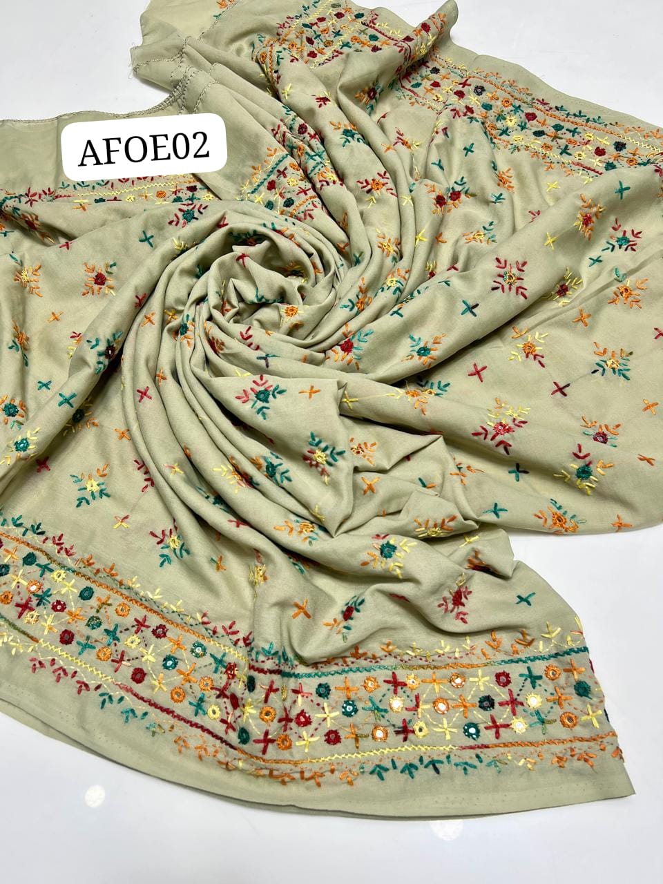 Stuff Swiss Lawn Chawal Shisha Jaal 4 Sided Border  With original Mirror heavy work  beautifull Chaddar Latest Artical💫